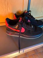 Nike Air schwarz/pink Hessen - Münchhausen Vorschau