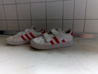 Adidas Turnschuhe / Sneakers in pink mit Glitzer Baden-Württemberg - Dornstetten Vorschau