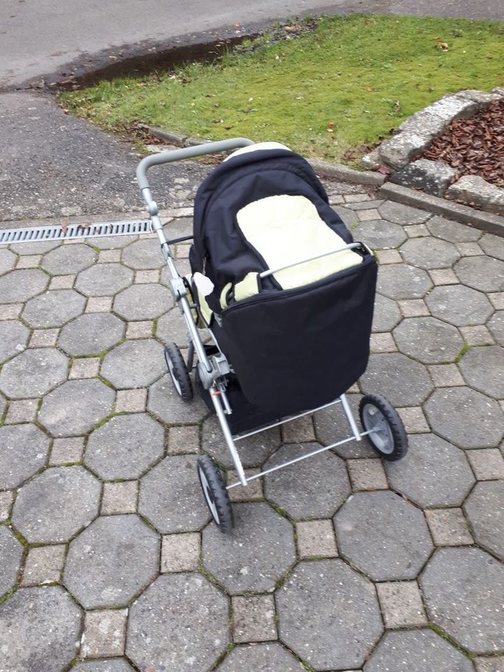 Puppenwagen mit Wickeltasche in Minden