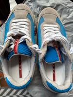 PRADA Sneaker wie neu Gr 7 grau blau Nordrhein-Westfalen - Bocholt Vorschau