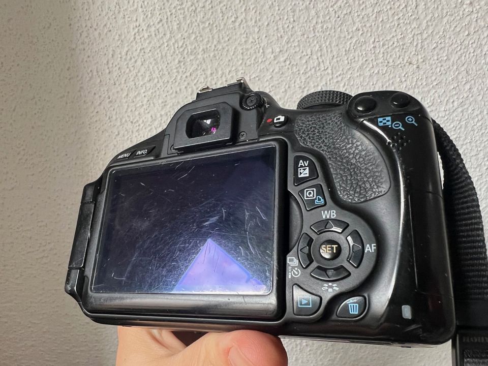 Canon EOS 600D digitale Spiegelreflexkamera Full-HD DSLR +Zubehör in Wackernheim