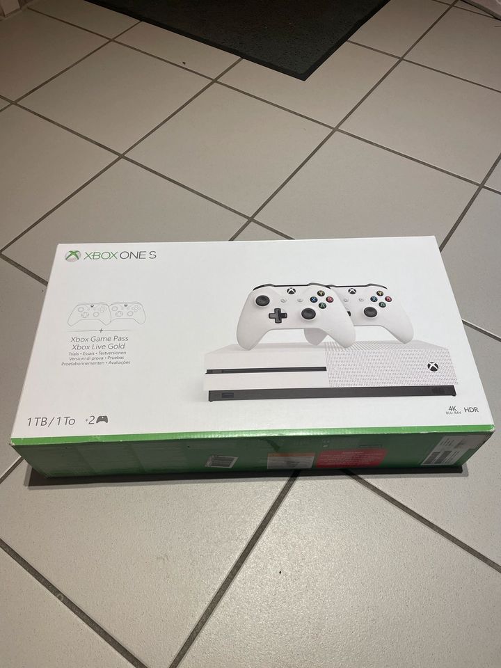 Xbox one S 1tb in Schwerte