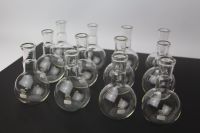 12 Stück Rundkolben mit Standboden 100 ml Glaskolben Labor Chemie Hannover - Bothfeld-Vahrenheide Vorschau
