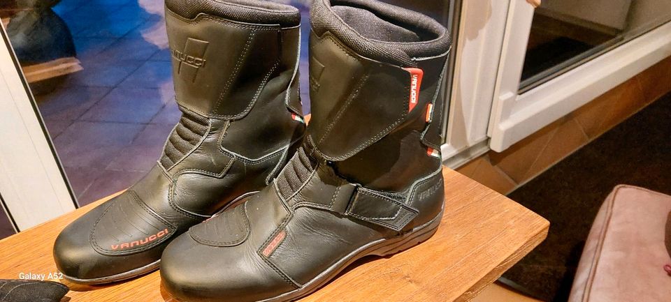 Motorradstiefel * Vanucci* Goretex in Wuppertal