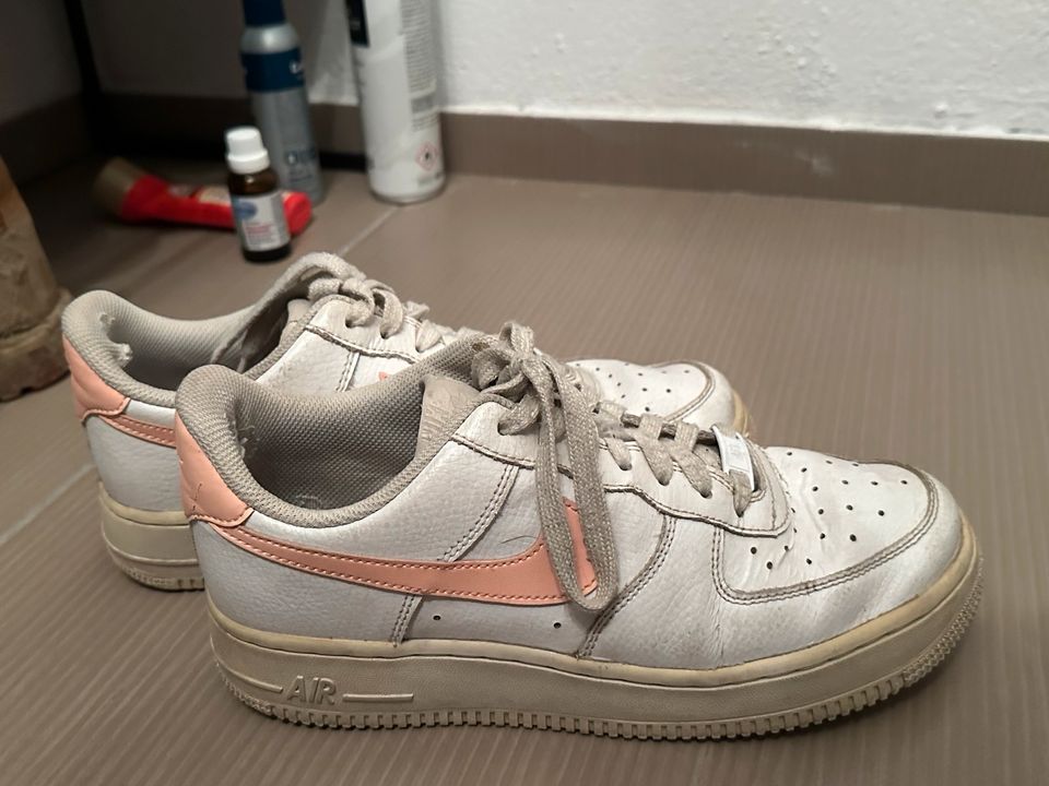 Nike Air Force 1 in Wiehl