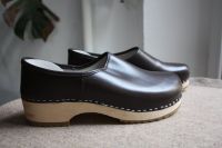 Clogs braun Original Krone aus Dänemark  Gr. 42 NEU Stuttgart - Stuttgart-West Vorschau