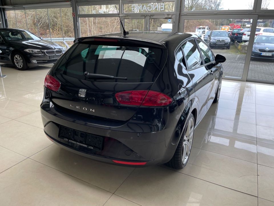 Seat Leon Sport*Neue Motor erst 54000KM Rechn. 6200€ in Freudenberg