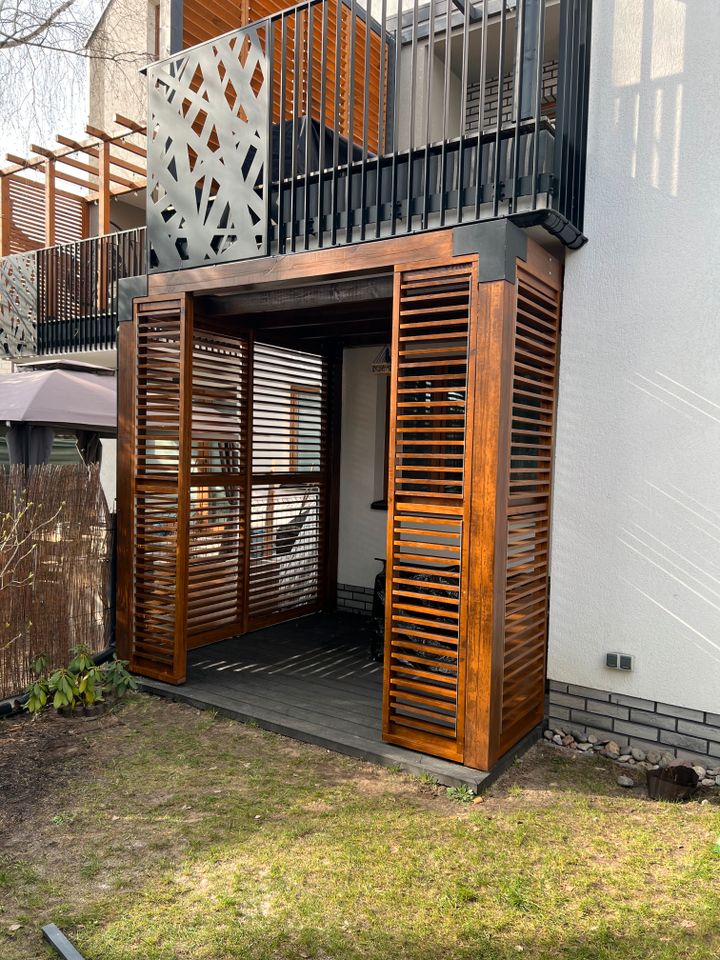 Rollläden für die Terrasse aus Holz in Stade