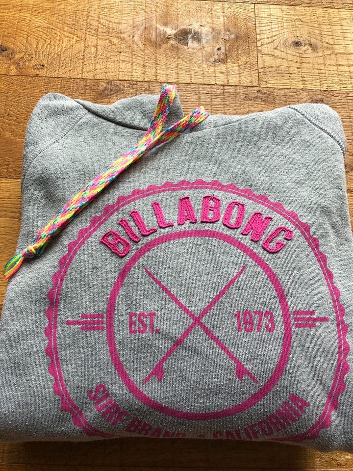 Billabong Pullover/ Kapuzenpullover Gr S in Nienburg (Weser)