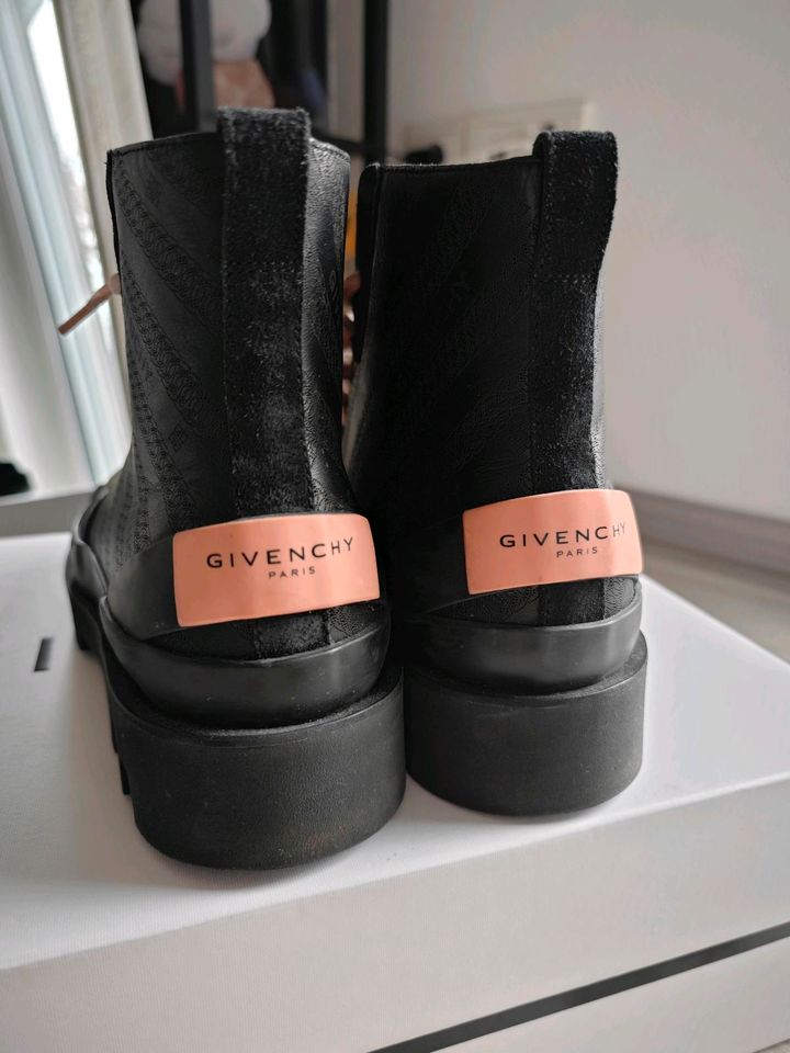 Givenchy Mid Sneaker Boots Black Pink 39 in Kötz