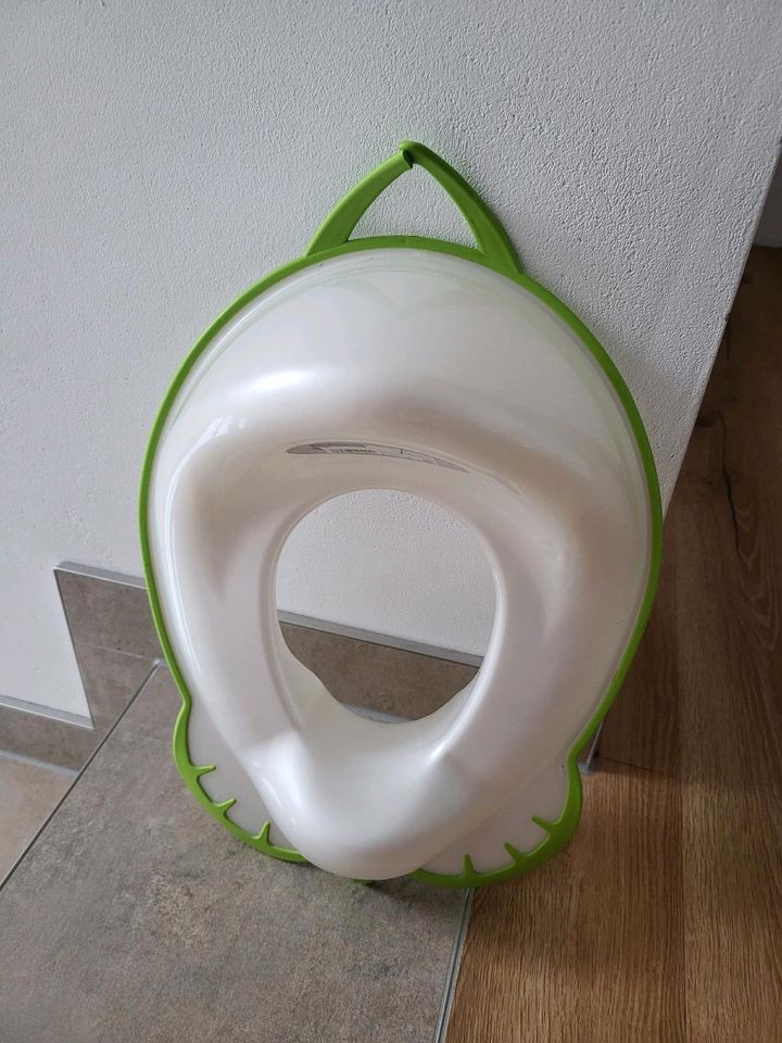 Kinder Toilettensitz zu verschenken in Neukamperfehn