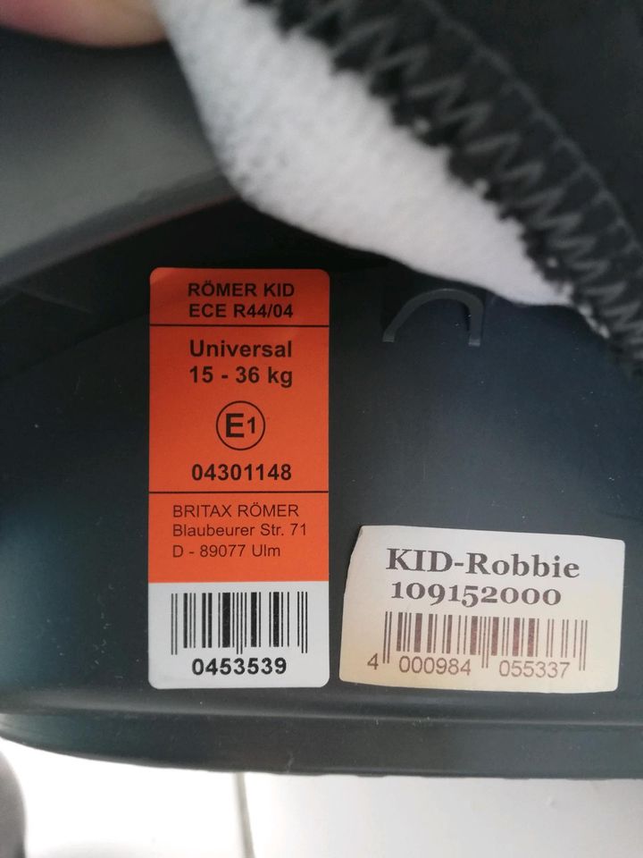 Britax Römer Kid Robbie Auto-Kindersitz 15-36 kg in Bruchköbel