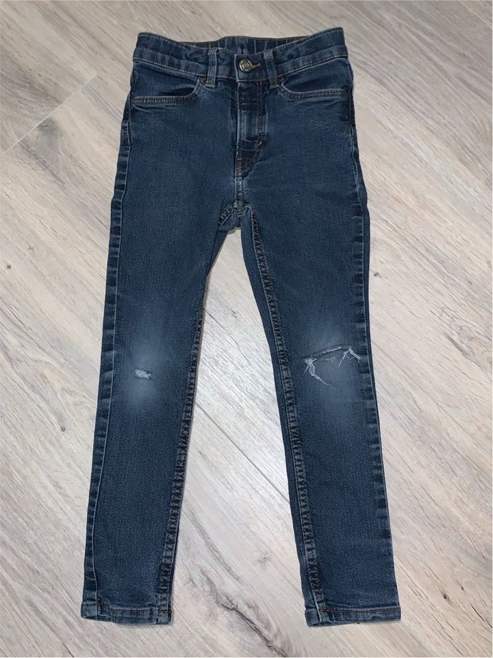 H&M Jeans Hose Gr. 116 blau denim Slim fit in Langenhagen