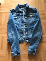 Jeans Jacke Größe 152 Tommy Hilfiger Nordrhein-Westfalen - Frechen Vorschau