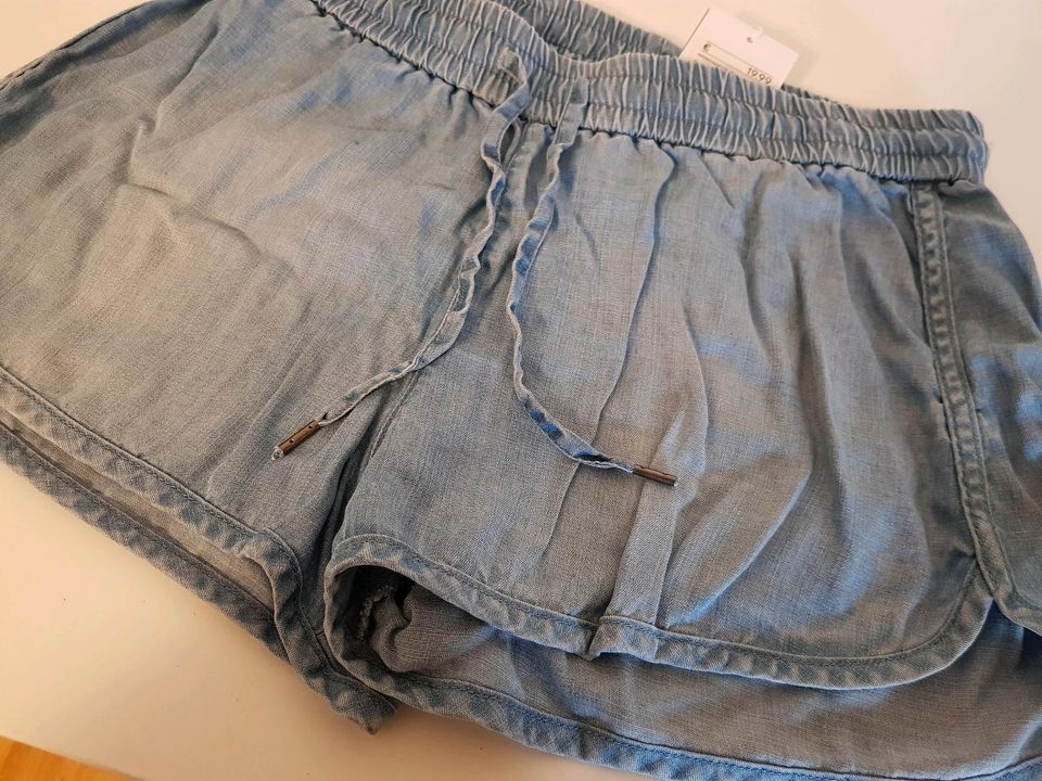 Neu - Shorts kurze Hose blau H&M Gr. XS/34 in Schorndorf