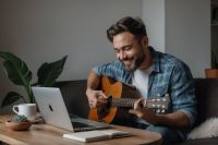 Mit Zoom/Webcam Ukulele oder Gitarre online lernen Frankfurt am Main - Altstadt Vorschau