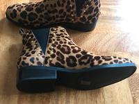 BOOTS STIEFELETTEN von GUESS NEU Größe 40 LEDER Bayern - Aschaffenburg Vorschau