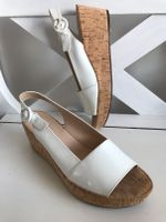 Damen Keil-Sandalen Sandaletten Lack Leder/Kork Gr. 7,5 von Högl Nordrhein-Westfalen - Velbert Vorschau