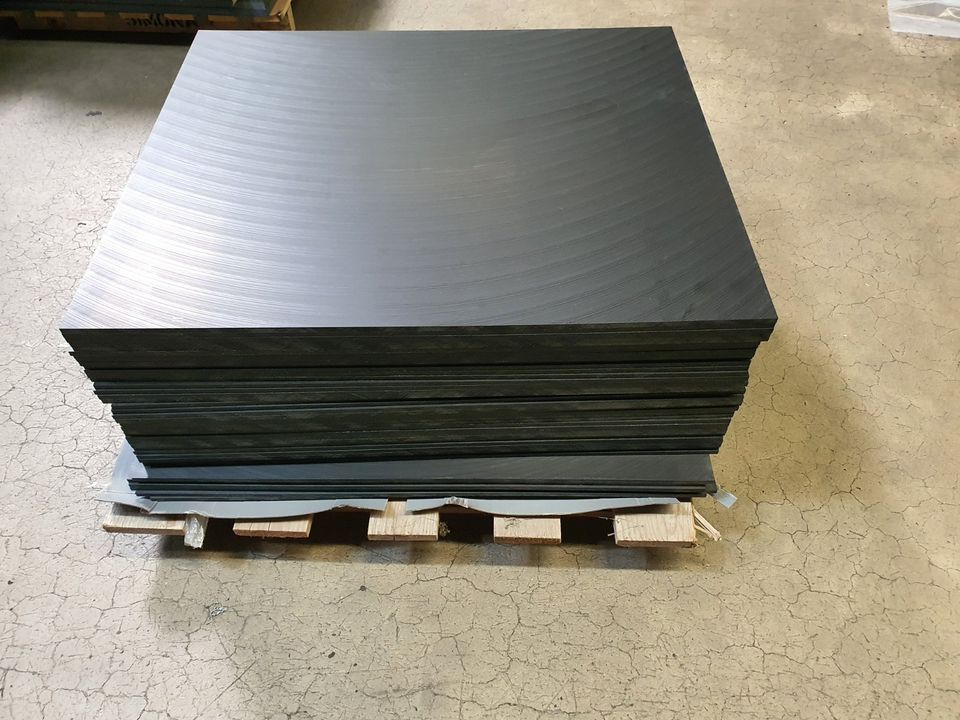 Kunststoff Plattenzuschnitt POM-C schwarz, 1005x855x10 mm in Heilbronn