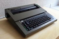 Elektrische Schreibmaschine Brother CE-40, grau/schwarz gebraucht Nordrhein-Westfalen - Radevormwald Vorschau