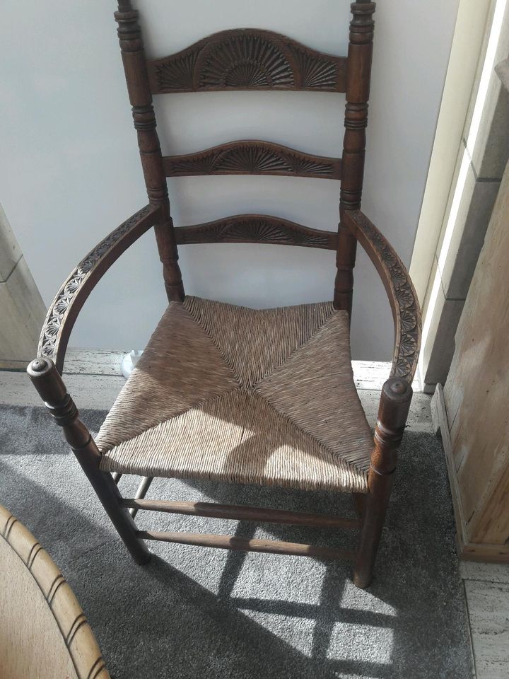 kleiner stuhl in Bad Oeynhausen