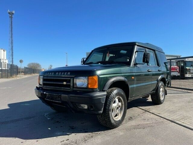 Land Rover Discovery Td 5 Aut./HU 2023 in Beelitz