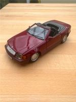 Mercedes Benz R 129, SL, 500 SL, rot, Maisto Modell 1:24 (1989-19 Baden-Württemberg - Waldachtal Vorschau