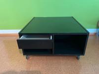 Ikea Sofatisch mit Rollen, 79x79cm Bayern - Baunach Vorschau