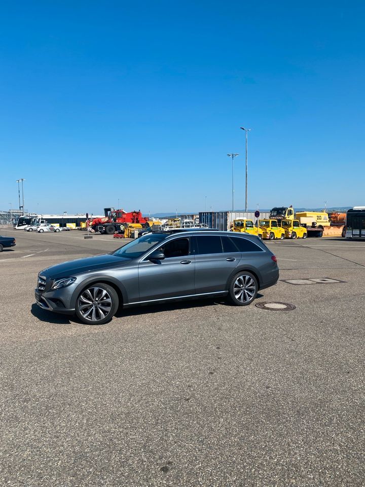 Mercedes Benz E 220d Allterrain in Leinfelden-Echterdingen