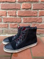 Puma Sneaker Chucks Damenschuhe Leder Gr. 38 NEU Niedersachsen - Ganderkesee Vorschau