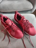 Puma...Damen Turnschuhe...rot/Bordeaux...Größe 40 Brandenburg - Finsterwalde Vorschau