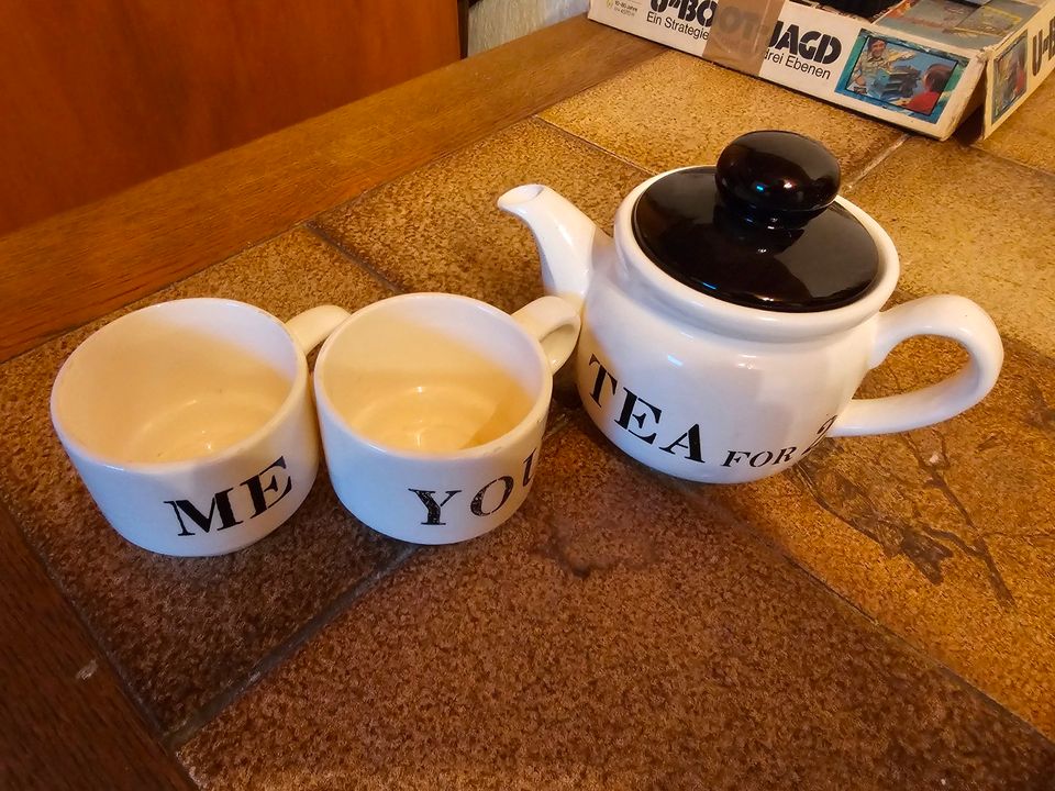 Tea for two 2 Teetasse und Kanne Me You black white in Langerwehe