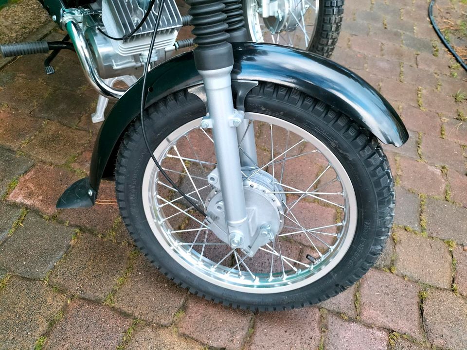 Simson S51 Enduro , Neuaufbau , Papiere , 12 Volt Vape Zündung in Nordhausen