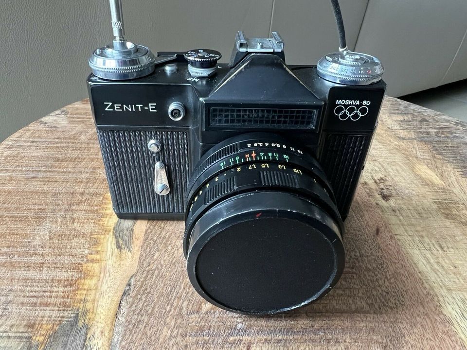 Kamera ZENIT-E MOSKVA,Objektiv 58mm Festbrennweite 2.0 Blende in  Nordrhein-Westfalen - Dülmen | eBay Kleinanzeigen ist jetzt Kleinanzeigen