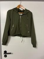 Leichte, regenfeste Jacke in Khaki – Größe M Baden-Württemberg - Weil am Rhein Vorschau