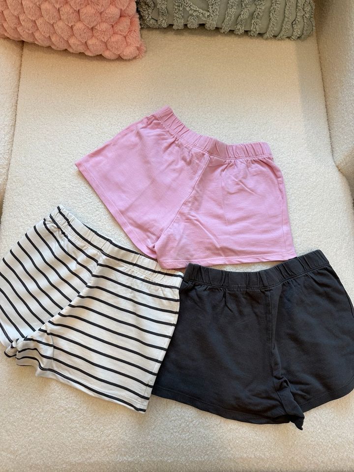 Shorts, kurze Hosen Mädchen H&M Gr. 134 in Unterwellenborn