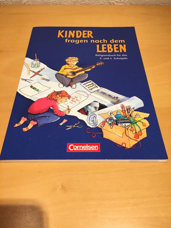 Religion Grundschule Arbeitsheft und Buch in Waldems