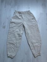 Bershka cuffed jogger sweatpants beige cream hose Baden-Württemberg - Schwetzingen Vorschau