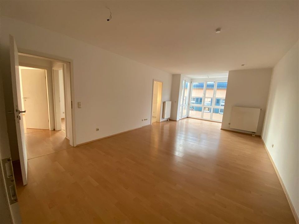 Eigennutzer aufgepasst*  Villenviertel Leutzsch* helle 3 Zimmer-Whg.* Balkon* Laminat* G-WC*TG-SP in Leipzig