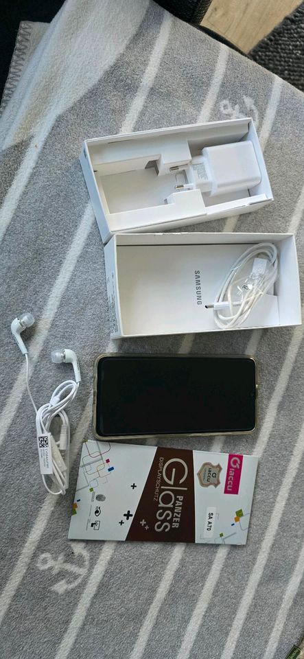 Samsung Galaxy A 70 Dualsim in Husum