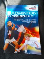 Badminton in der Schule - Eine Informationsmappe für LehrerInnen Niedersachsen - Handorf Vorschau