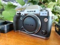 Fujifilm X-T1 silber + 2 Akkus + Ladegerät + Vertikalgriff VG-XT1 Hessen - Idstein Vorschau