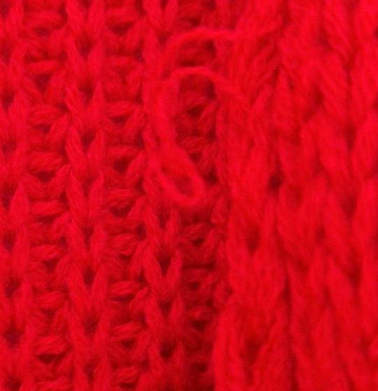 Schöne Strickjacke Rot Nie getragen Zieht Größe 48/50 in Lüdenscheid