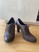 Pumps zum Schnüren, echt Leder, 5th Avenue Hessen - Darmstadt Vorschau
