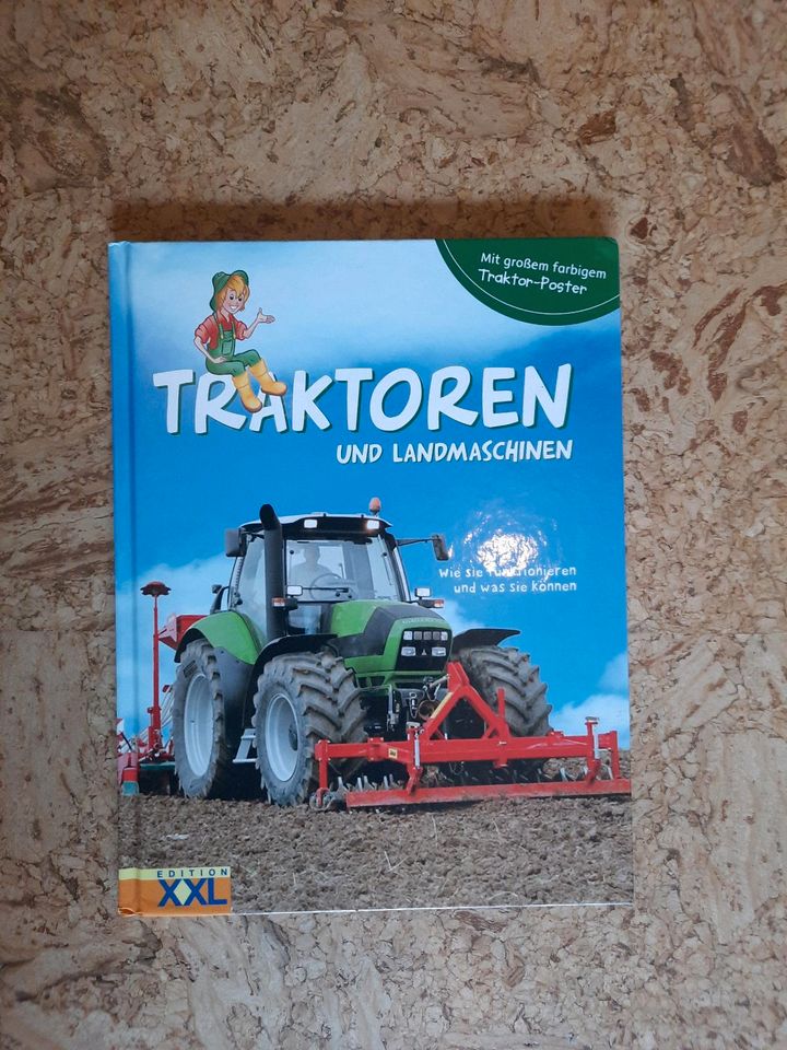 Kinderbuch - Traktoren und Landmaschinen mit Poster in Starkenberg