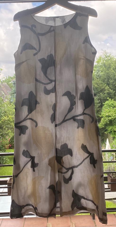 Sommerkleid weiß schwarz von Caractère Gr. 42 eher Gr. 40 in Ratingen