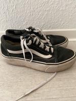 Getragene Vans Sneaker Größe 38/39 Sachsen-Anhalt - Calbe (Saale) Vorschau