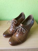 Schuhe Halbschuhe Schnürschuhe  Gr.39  neu Sachsen-Anhalt - Bernburg (Saale) Vorschau