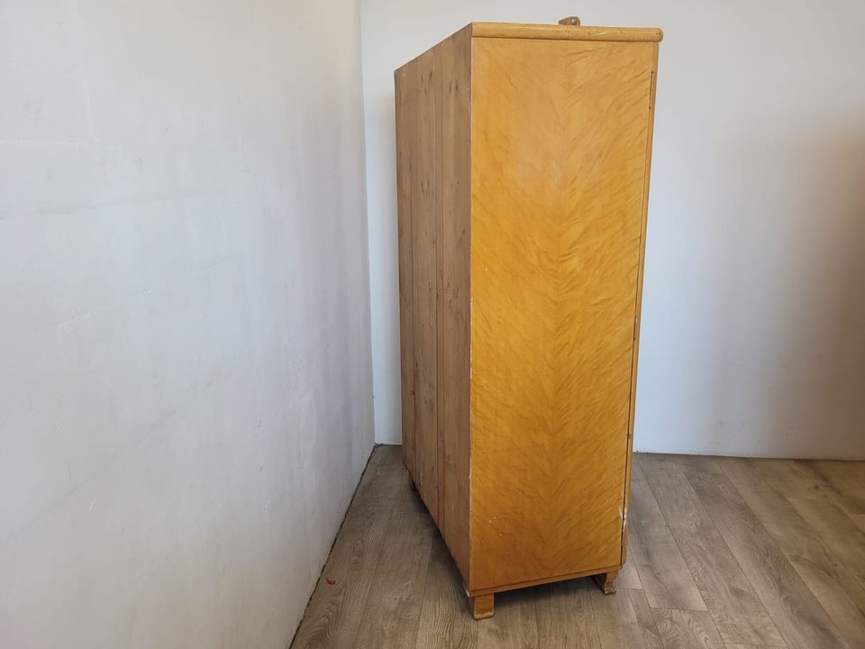 #A Kleiderschrank 2 türig Holz schmal 100 cm Schlafzimmer hell in Burgstädt