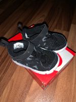 Nike Baby Turnschuhe Größe 19,5 NEU!!!! Niedersachsen - Stadthagen Vorschau